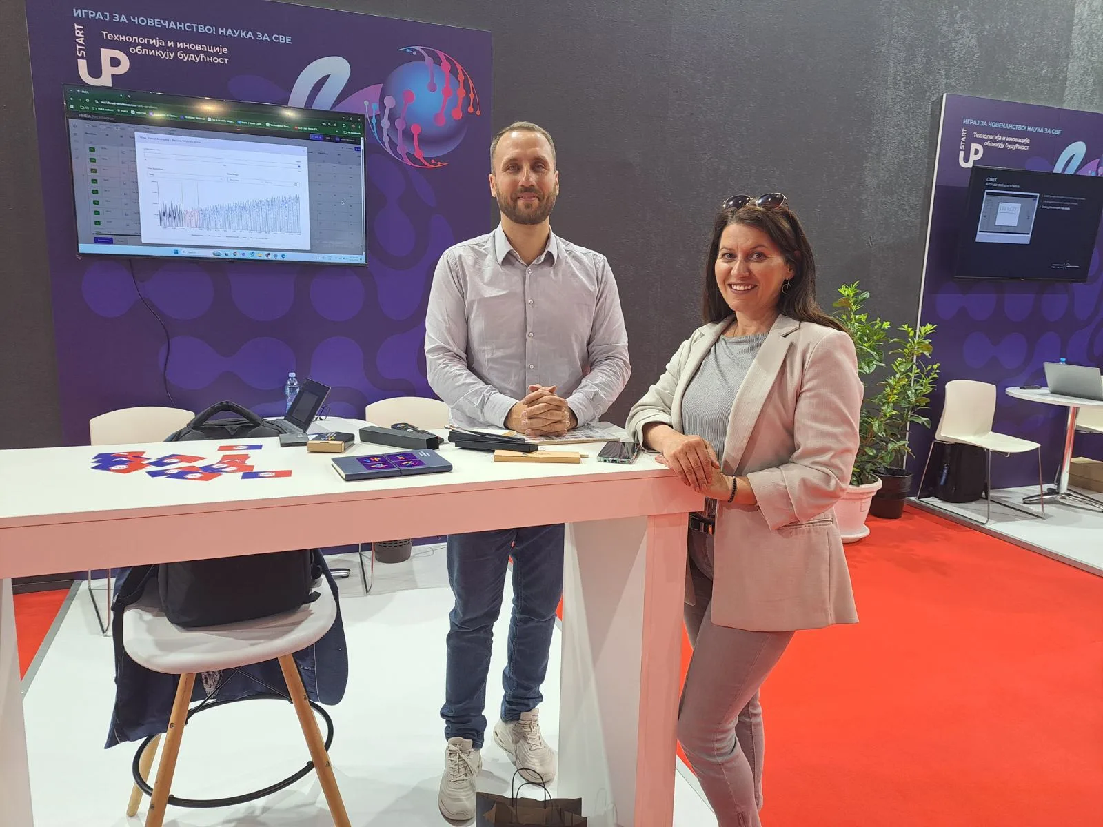 Visitors at the FMEA Excellence booth during the Belgrade fair